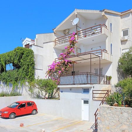 Apartments By The Sea Rastici, Ciovo - 11723 Trogir Kültér fotó
