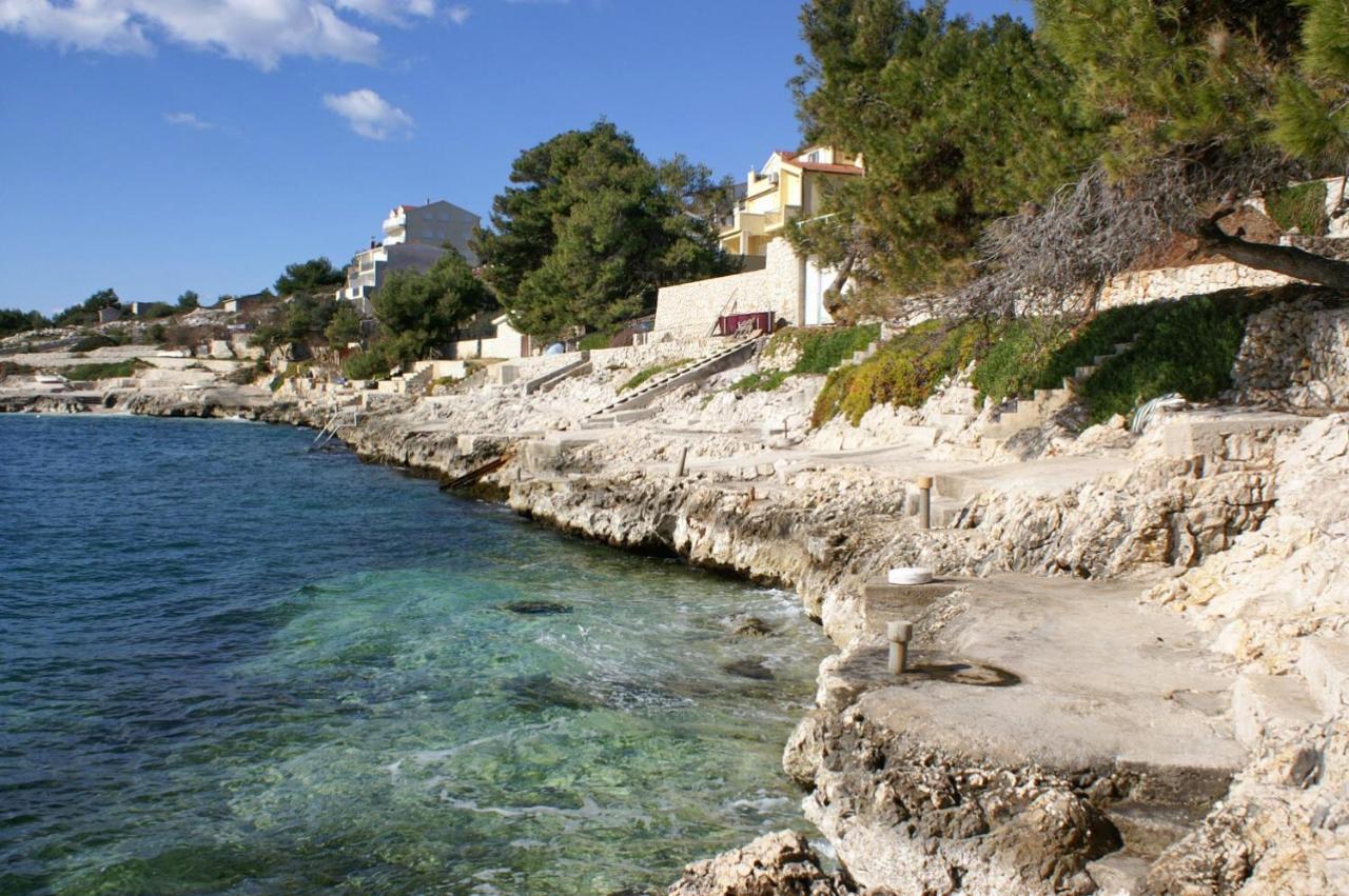 Apartments By The Sea Rastici, Ciovo - 11723 Trogir Kültér fotó