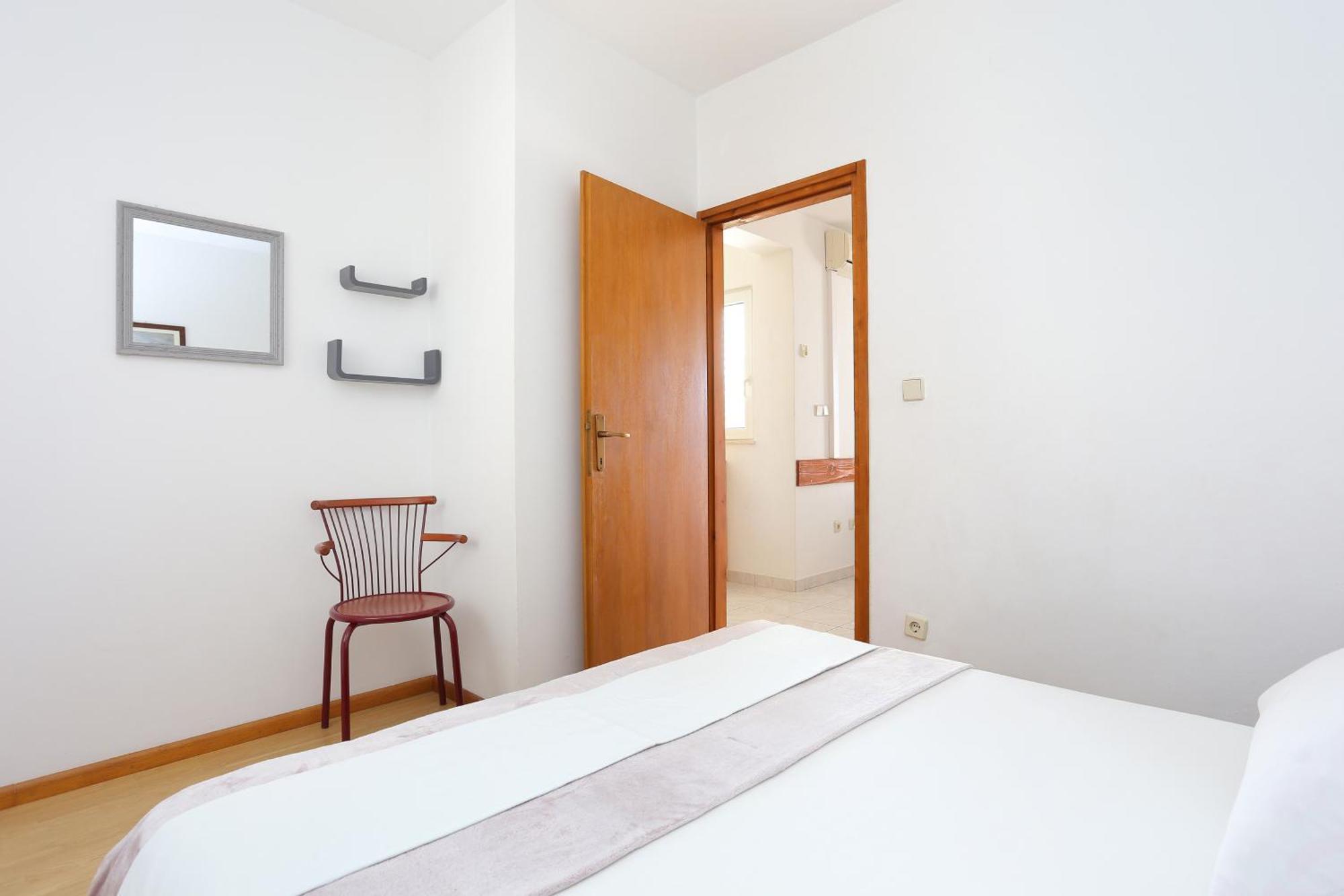 Apartments By The Sea Rastici, Ciovo - 11723 Trogir Szoba fotó