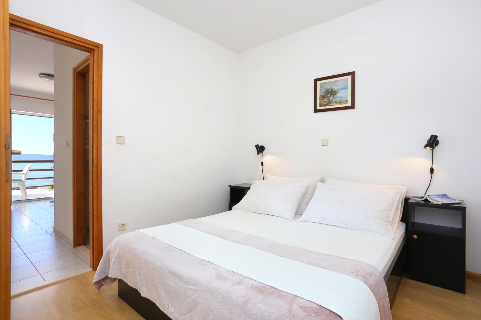 Apartments By The Sea Rastici, Ciovo - 11723 Trogir Szoba fotó